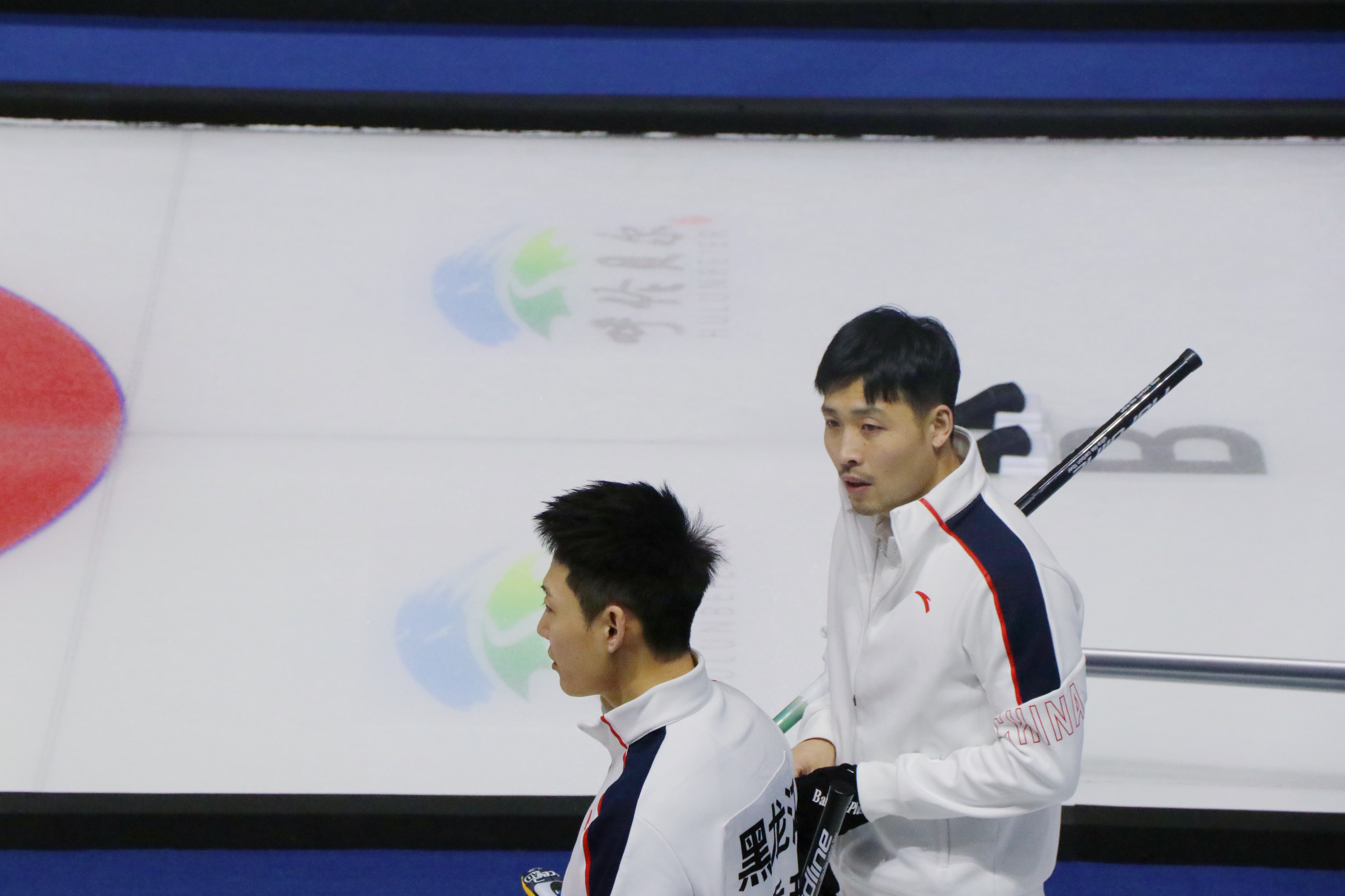 馬琰王世曼最新動態(tài)揭秘，小巷深處的獨(dú)特風(fēng)味探索