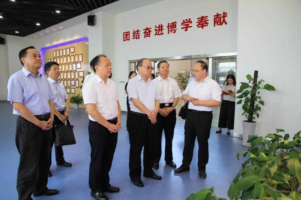 安理家園最新動態(tài)，學(xué)習(xí)之光照亮未來，自信與成就感的培育地